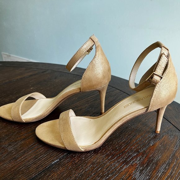 Enzo Angiolini Gold Shoes BRAND NEW, NEVER WORN! - Picture 11 of 13